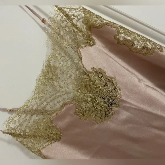 Gilda & Pearl silk sets - Picture 7 of 11